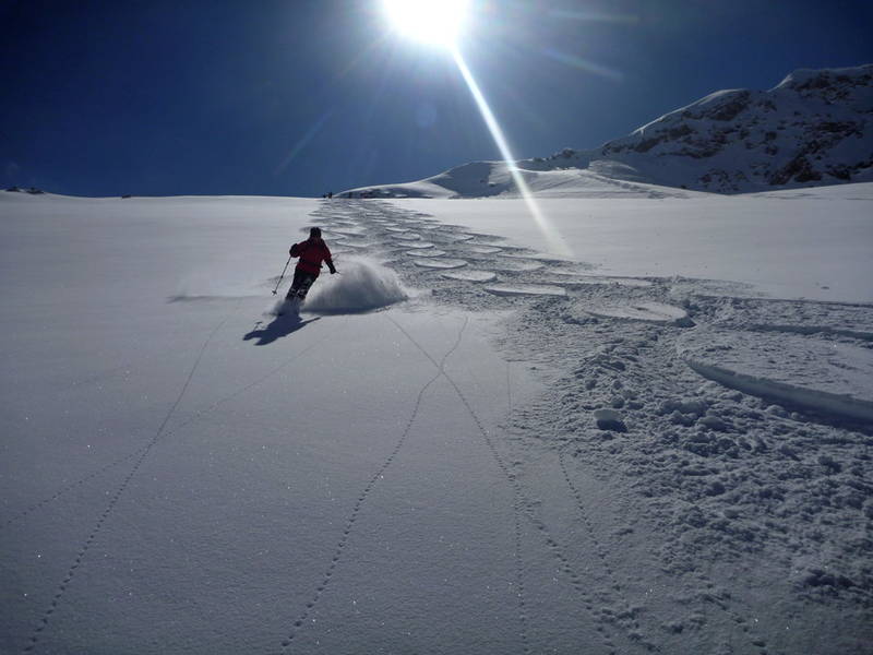 gstaad_pulverschnee.jpg